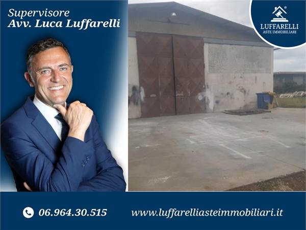 Warehouse for sale in Terracina