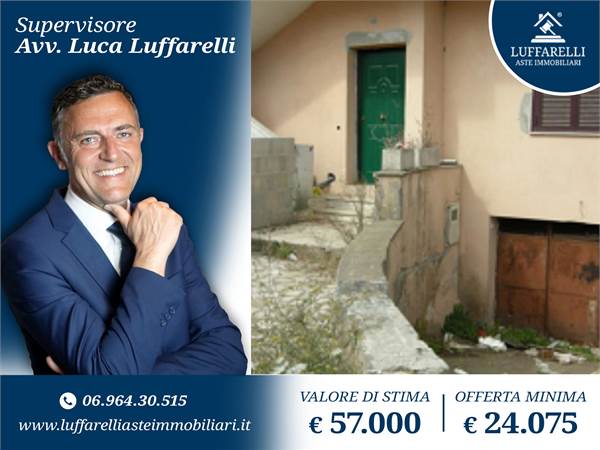 Garage for sale in Anzio