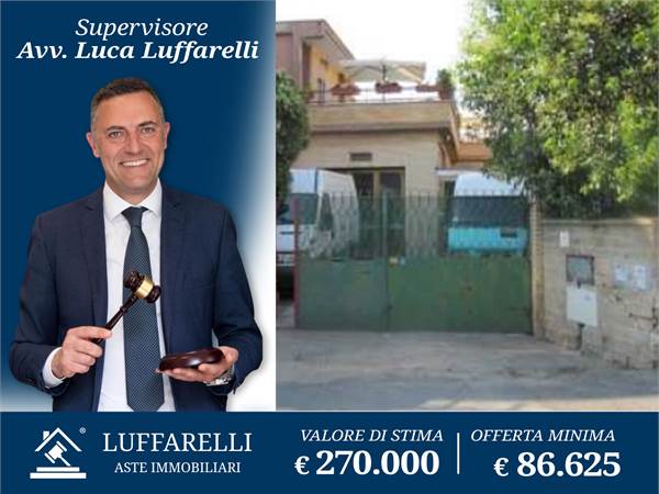 Warehouse for sale in Roma