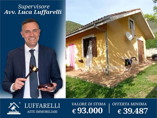 Villa for sale in Alatri