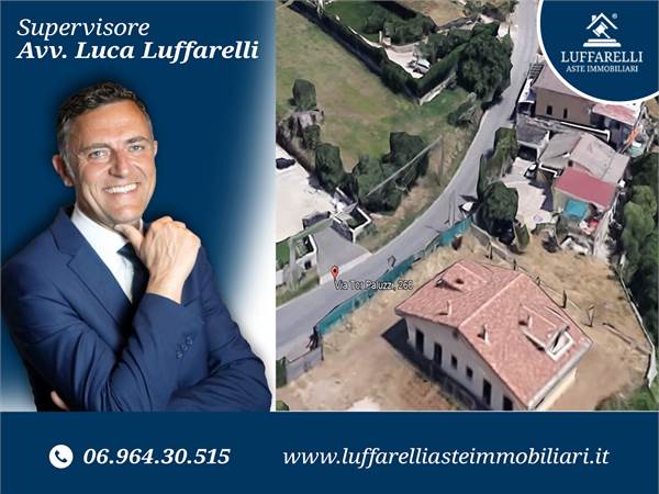 Commercial Premises / Showrooms for sale in Albano Laziale