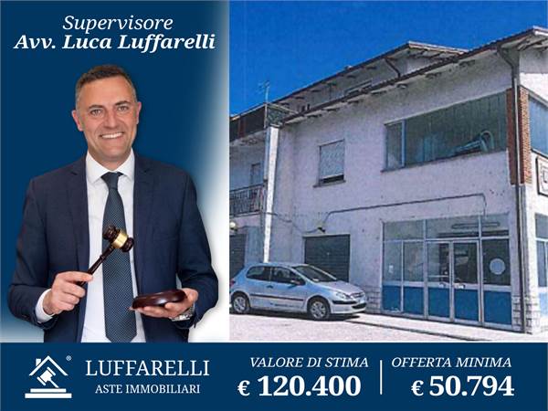Commercial Premises / Showrooms for sale in Fossato di Vico