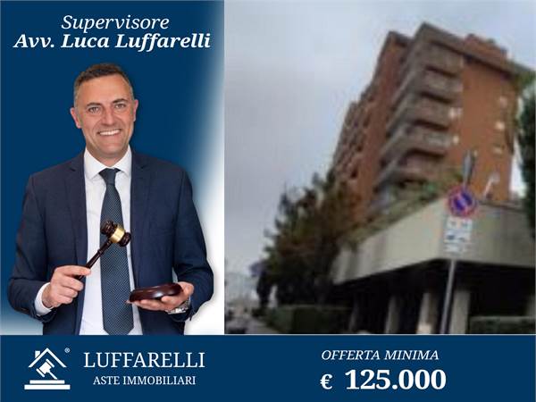 Commercial Premises / Showrooms for sale in Milano